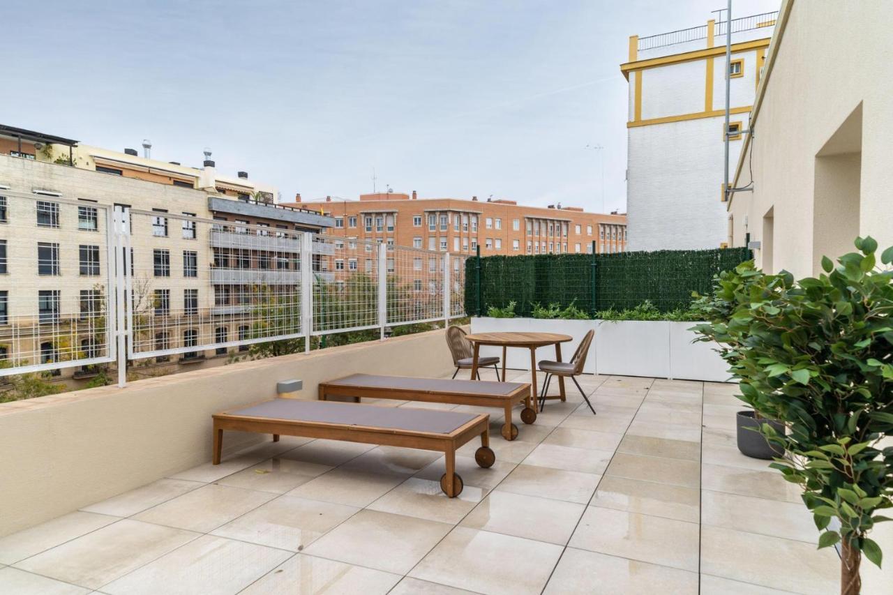 Limehome Sevilla Ronda De Capuchinos Eksteriør bilde