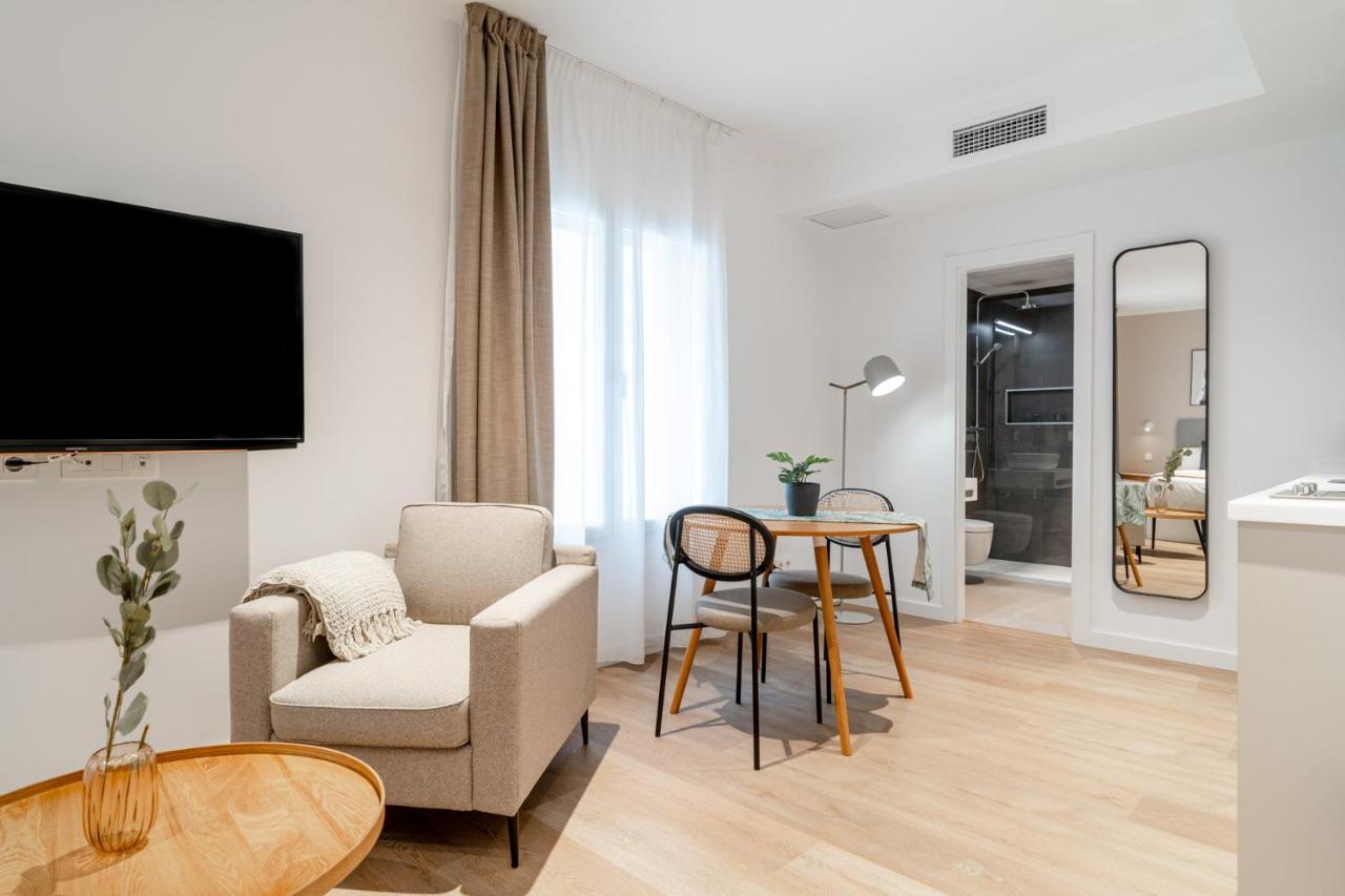Limehome Sevilla Ronda De Capuchinos Eksteriør bilde