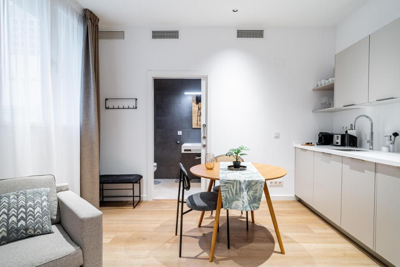 Limehome Sevilla Ronda De Capuchinos Eksteriør bilde