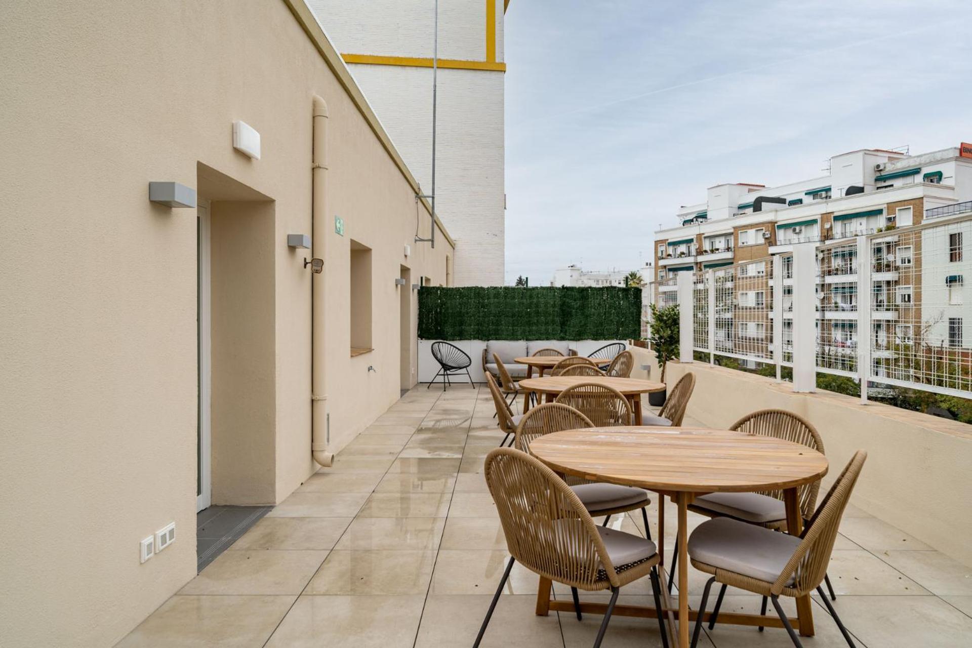 Limehome Sevilla Ronda De Capuchinos Eksteriør bilde